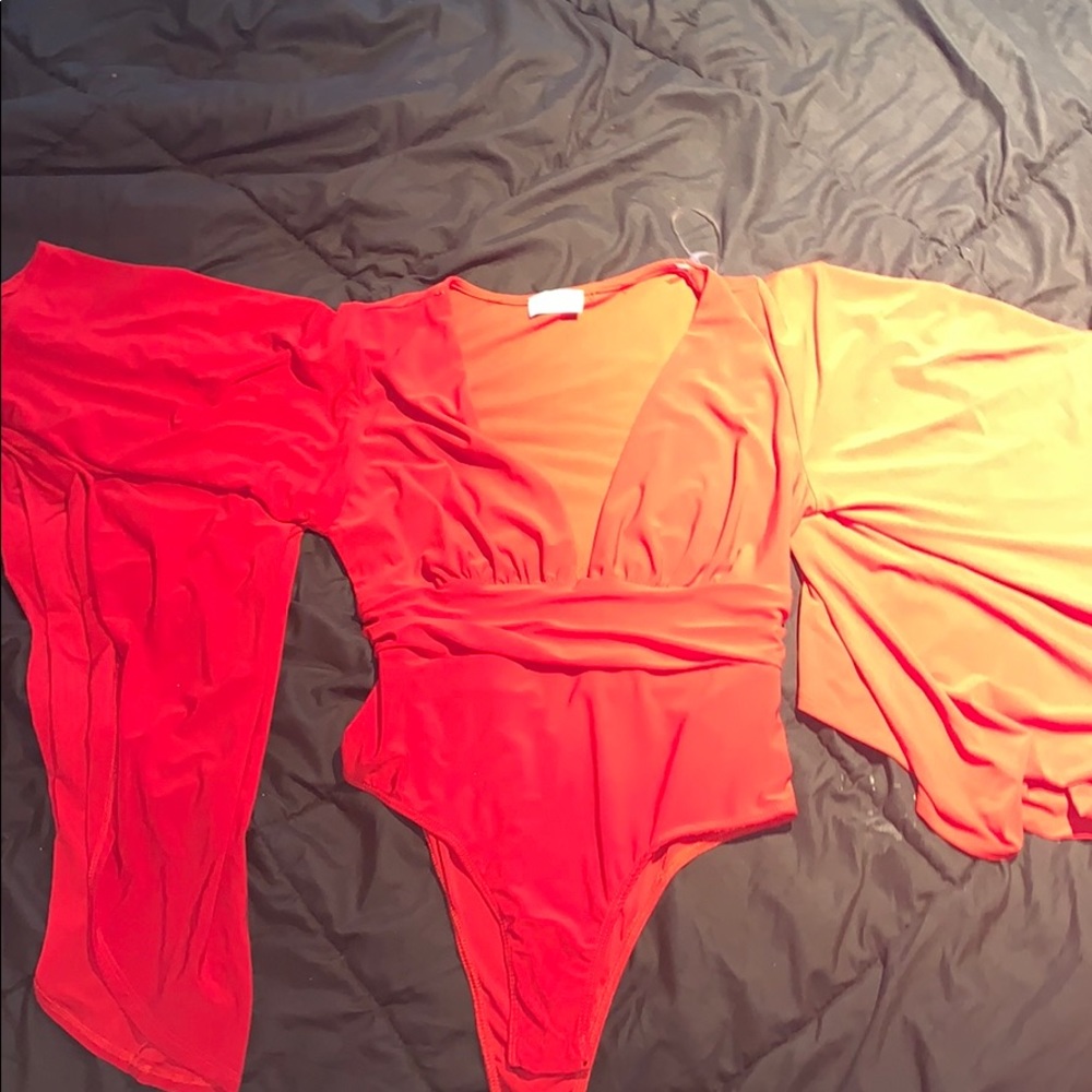 DEEP v cut neck body suit